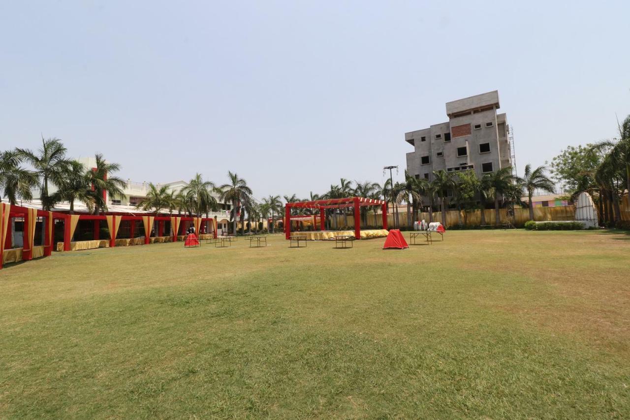 Oyo 31112 Hotel Abhinandan Palace Raipur  Exterior photo